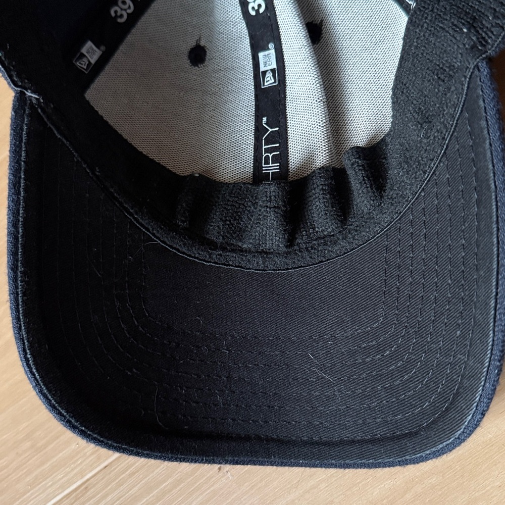 TEAM CLASSIC NEW ERA MLB NEW YORK YANKEES BASEBALL CAP HAT NAVY & WHITE SIZE M-L - Picture 11 of 13